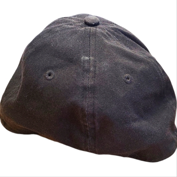 Black VANS hat - Picture 4 of 5